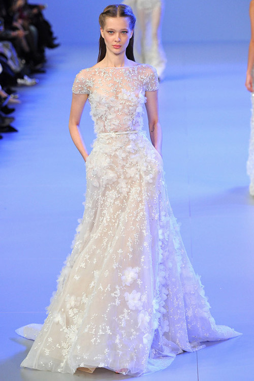 mau tre nga nhoai tai show elie saab - 9