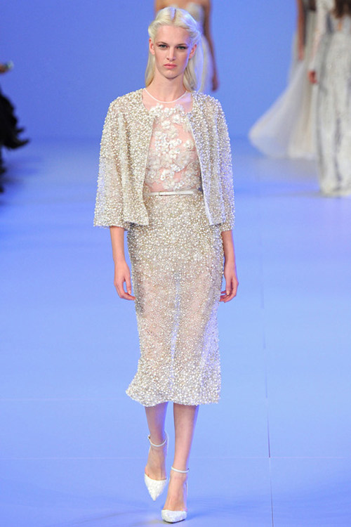 mau tre nga nhoai tai show elie saab - 13