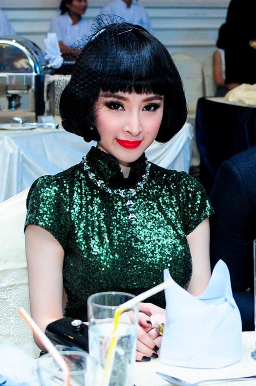 phuong trinh: "nhan bai hoc khi bi cam dien" - 4