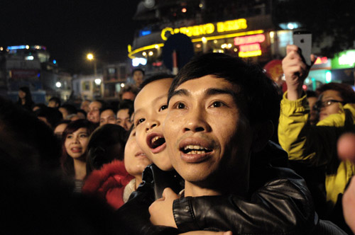 phao hoa ruc sang, xuan da ve tren khap moi mien - 3