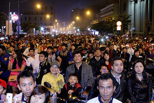 phao hoa ruc sang, xuan da ve tren khap moi mien - 12