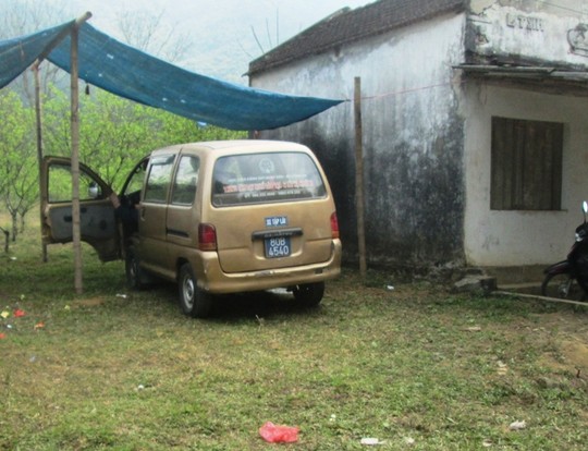 xe bien xanh day o le hoi phu na - 6