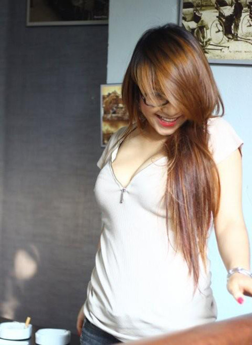 Cô gái nhận ngực mình đẹp nhất việt nam - 18