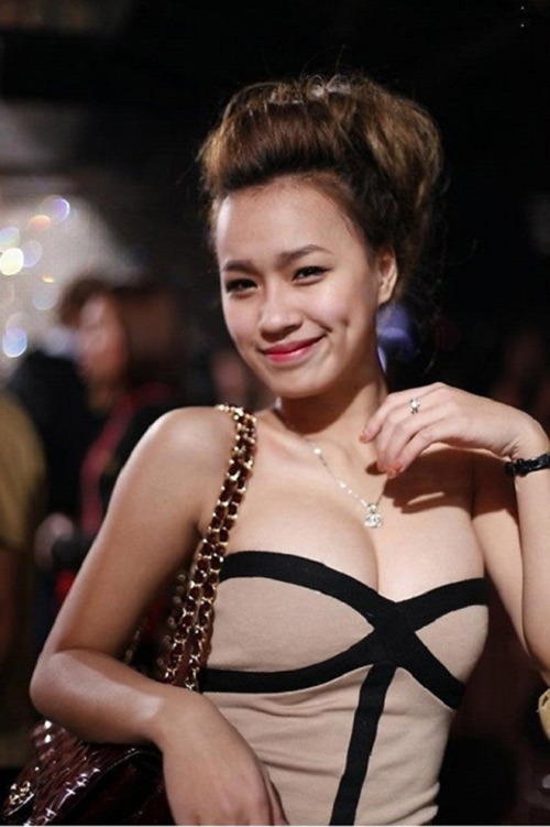 Cô gái nhận ngực mình đẹp nhất việt nam - 19