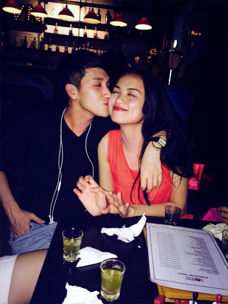 lo ban trai cua hoa hau diem huong? - 1