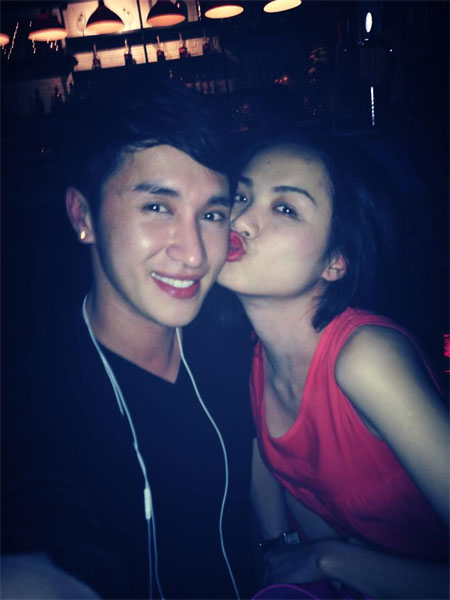 lo ban trai cua hoa hau diem huong? - 2