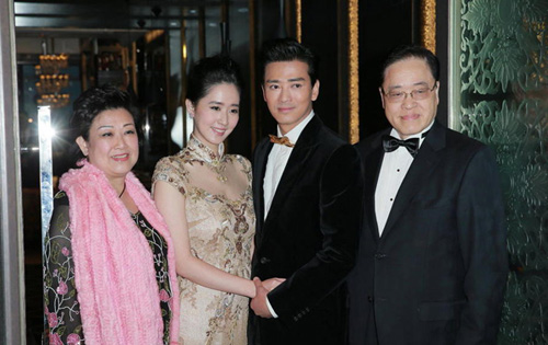 tran hieu dong hanh phuc trong ngay cuoi - 1