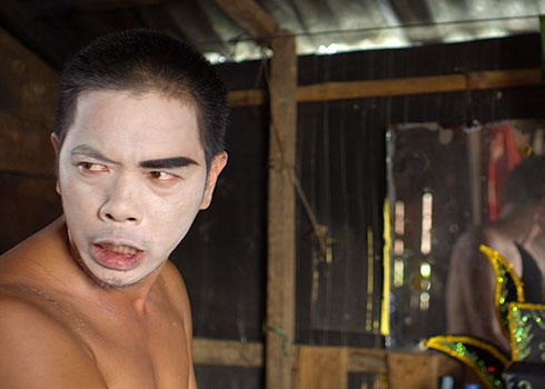 "toi dep trai khong thua johnny tri nguyen" - 3