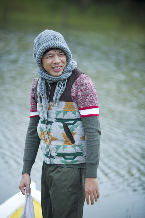 "toi dep trai khong thua johnny tri nguyen" - 1