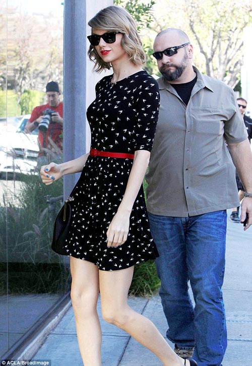 eva "soi" 24/2: anh dau tien cua con trai simon cowell - 7