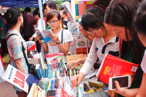 thu tuong quyet dinh chon 21/4 la ngay sach viet nam - 1