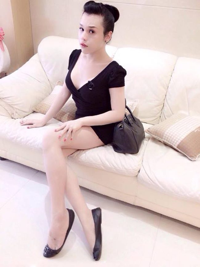 ' Bản sao Hà Hồ ' đăng ảnh chuyển giới đau đớn