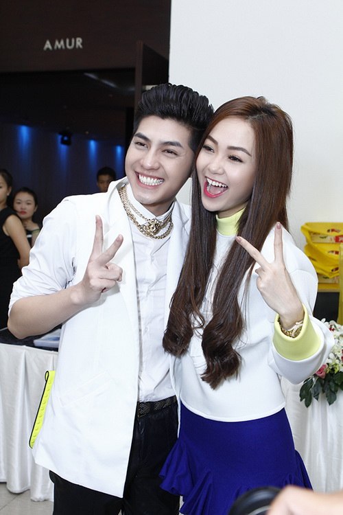 minh hang cuoi "tha ga" ben noo phuoc thinh - 7