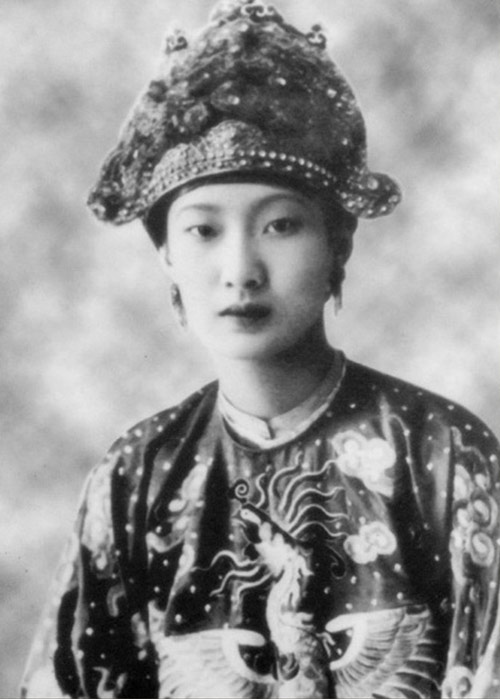 chuyen me chong nang dau cua nam phuong hoang hau - 1