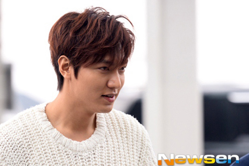 lee min ho toc tai roi bu ra san bay - 4