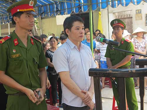 ga dan ong chem vo den say thai bi 14 nam tu - 1