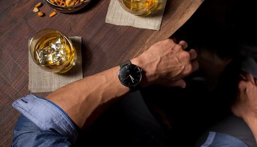 loat anh concept dong ho thong minh chay android wear cua google - 4