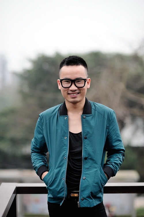 ha anh len chuc dao dien catwalk - 8