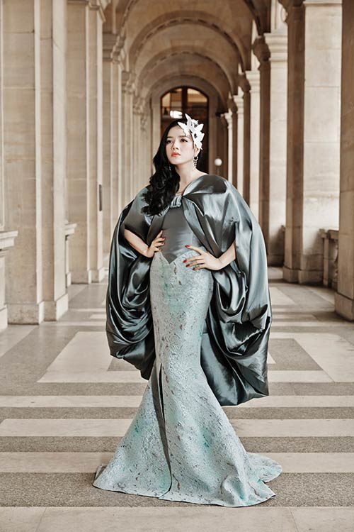 ly nha ky long lay giua paris co kinh - 1