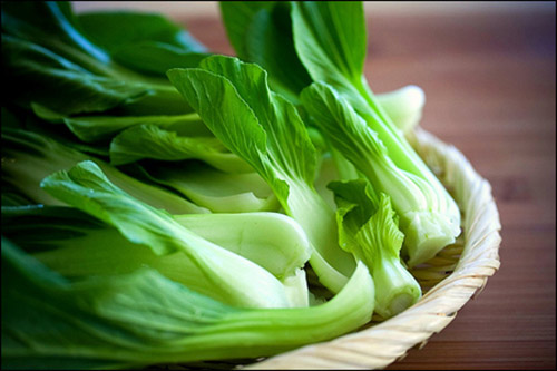 6 loại rau bổ não trẻ thông minh hay ăn - 2