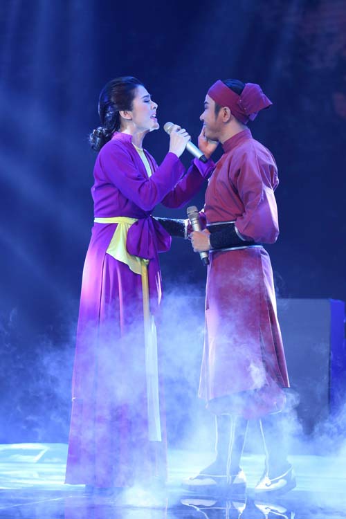 khan gia xuc dong vi bi kich tinh yeu cua van trang - quoc dai - 1