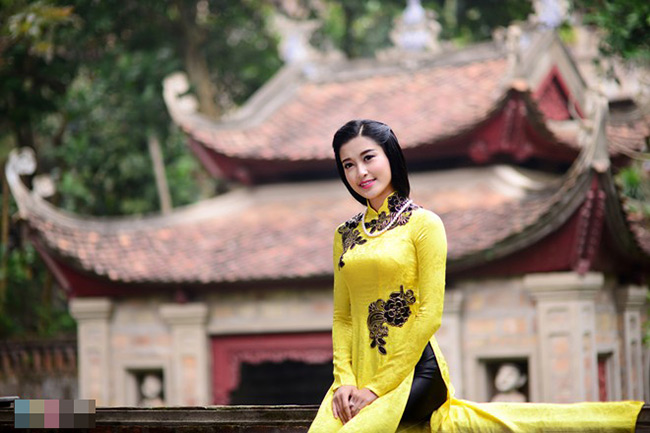 Những nàng á hậu & quot;nổi như cồn & quot; vì mặc đẹp