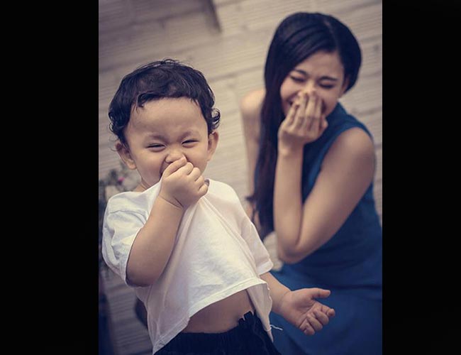 & quot;Hoàng tử tóc xù & quot; cực đáng yêu của Trương Quỳnh Anh