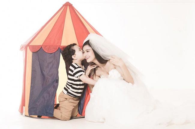 & quot;Hoàng tử tóc xù & quot; cực đáng yêu của Trương Quỳnh Anh