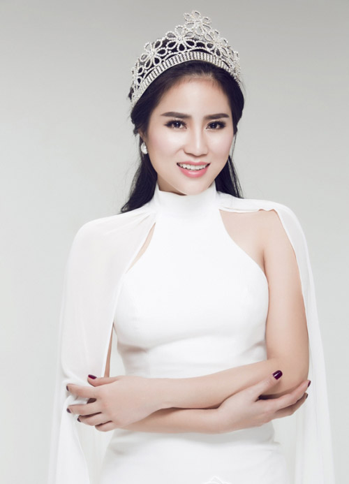 Chọn kiểu tóc dự tiệc quyến rũ như á hậu trúc phương