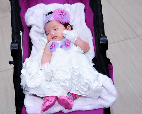 vo gia bao vai tran xinh dep mung con gai day thang - 4