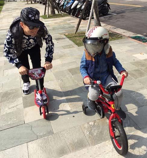 fan "suong ron" voi canh dai hoc cua ben nhau tron doi - 7