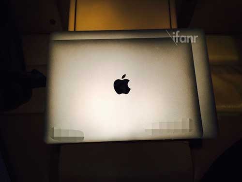 anh macbook air 12 inch cua apple bi lo - 3