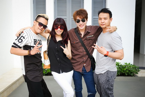 thao trang bat ngo nu tinh, bao anh tuoi tan sau scandal hat nhep - 16