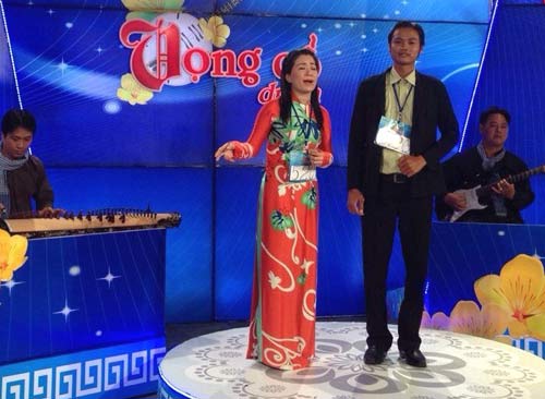 nsut minh vuong hao hung voi vong co du ca - 2
