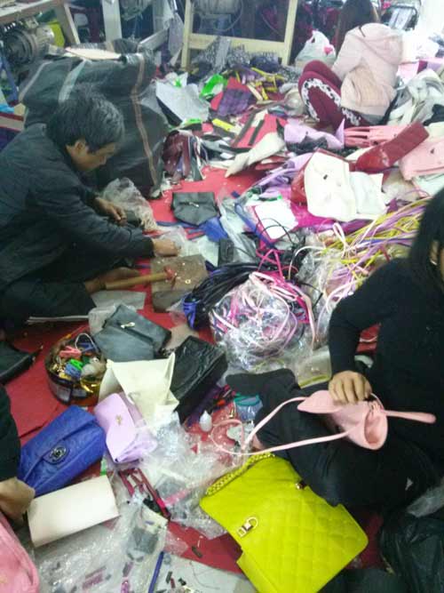 tham nhap “lo” lam nhai tui xach hang hieu - 2