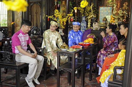 dan nghe si hai "dai nao" trong phim tet vui nhon - 3