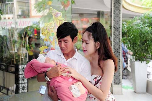 vo chong ca sy thu phuong "tien ong tao" tren dat my - 5