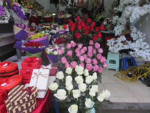 gia hoa tuoi tang chong mat dip valentine - 3
