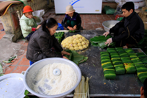 lang banh chung tranh khuc hoi ha chay tet - 7