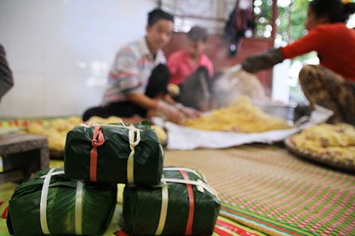 lang banh chung tranh khuc hoi ha chay tet - 15