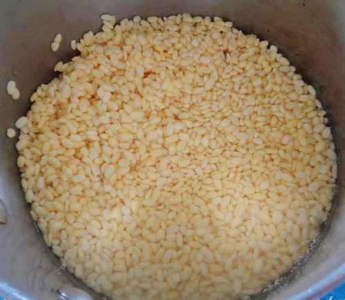 ruc ro sac xuan voi keo dau xanh kho - 1