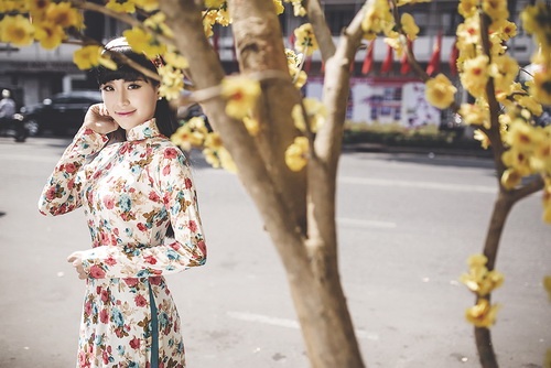 a hau diem trang dep nen na "kho cuong" voi ao dai - 4
