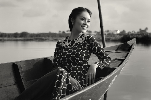 "ngo ngang" vi duong cam lynh dep tua ha tang - 12