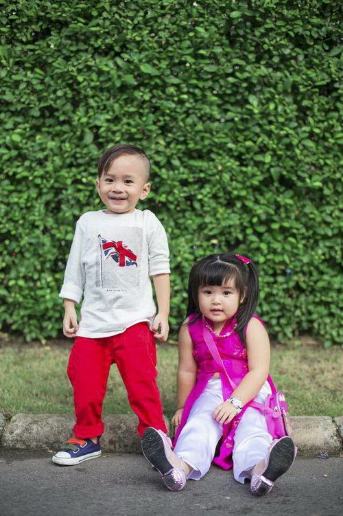 em gai thanh thao dua con trai dao pho xuan - 8