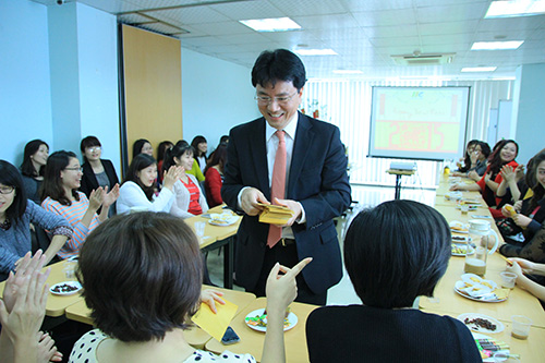 cong so ron ra ngay dau nam moi - 10