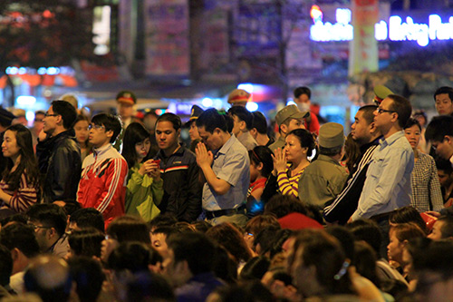 tran xuong long duong tham gia le giai han dau nam - 15