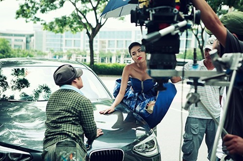 lan khue ke chuyen hon bang kieu trong phim moi - 1