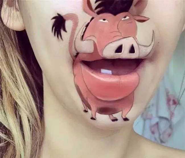 Thú vị kiểu trang điểm môi bằng... hoạt hình