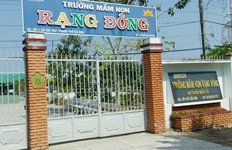 khong minh bach phan an cua 300 tre - 1