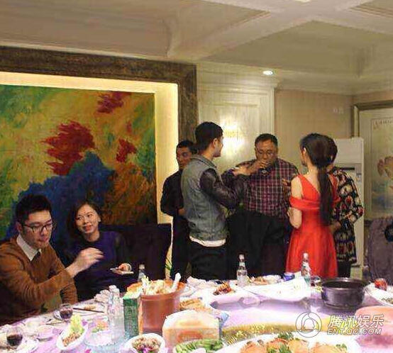 lo anh angela baby "ra mat" ban be huynh hieu minh - 4